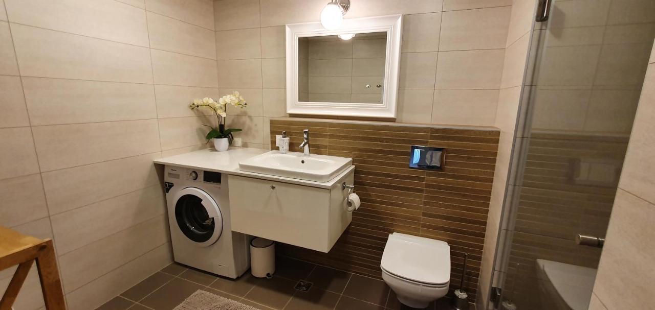 City Center Bright Home Reval Esterno foto