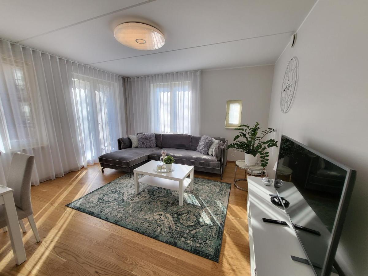 City Center Bright Home Reval Esterno foto