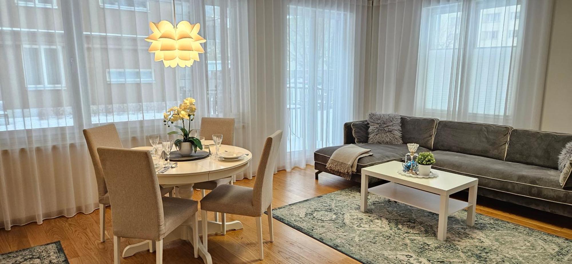 City Center Bright Home Reval Esterno foto