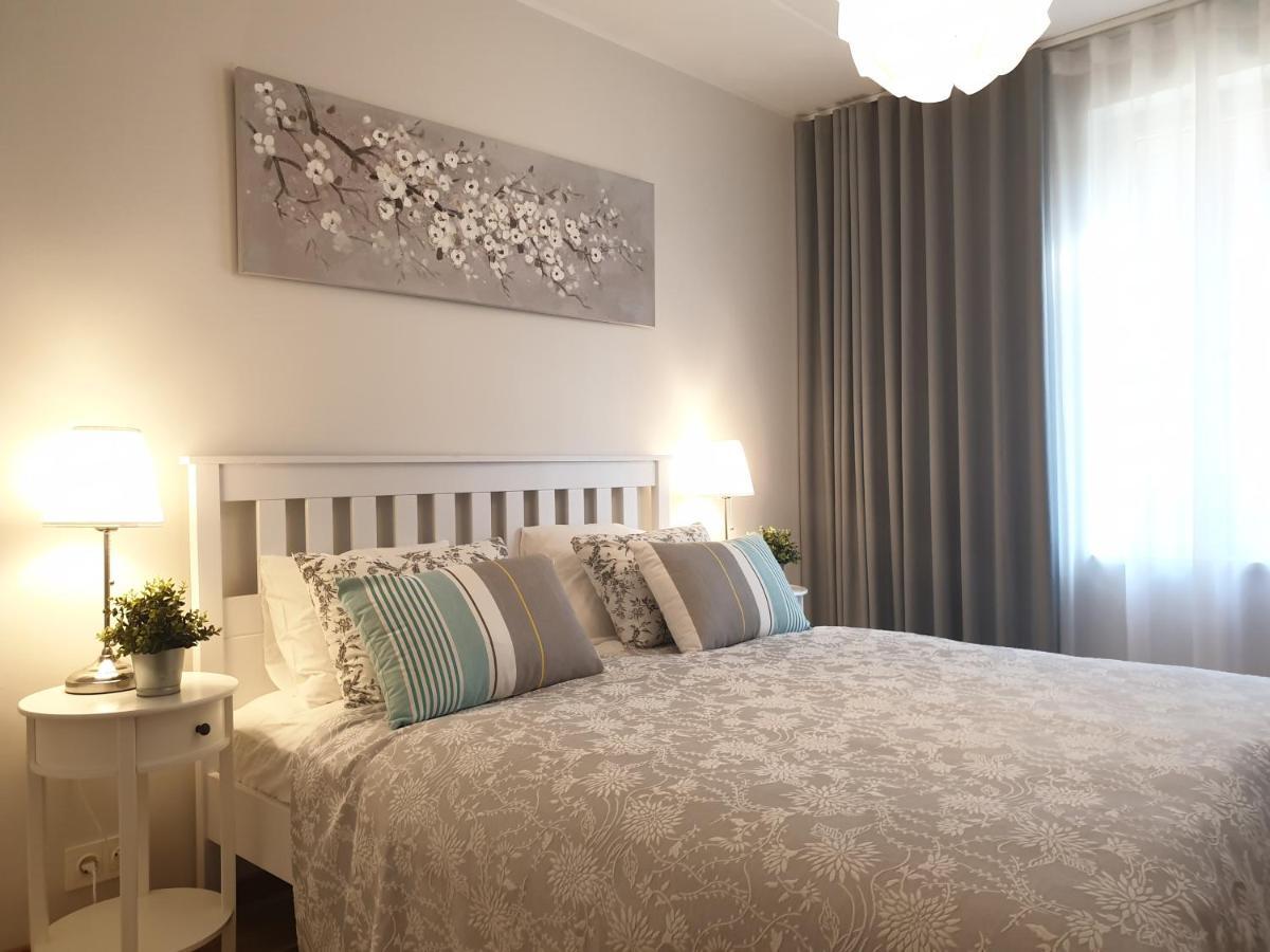 City Center Bright Home Reval Esterno foto